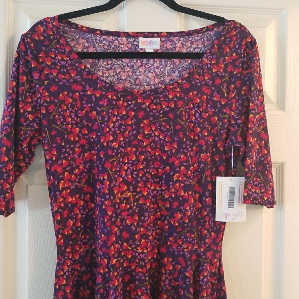 NWT💜💜LuLaRoe Nicole Large